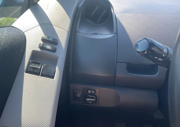 Toyota Yaris cena 18889 przebieg: 116000, rok produkcji 2007 z Puławy małe 301
